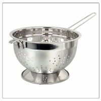 German Colander with Wire Handle